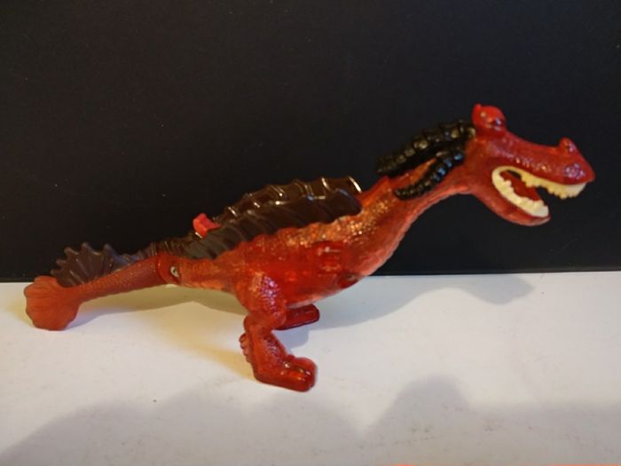 2 figurines Dragons McDonald's - photo numéro 3