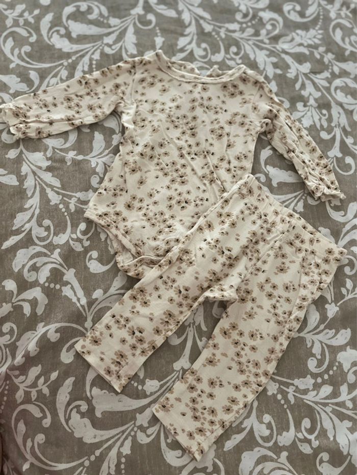 Ensemble fleurs bébé