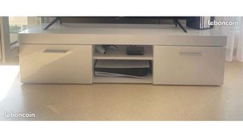 Meuble TV 140  à récupérer sur place