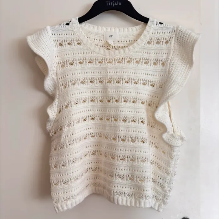 Pull court à crochet sans manches