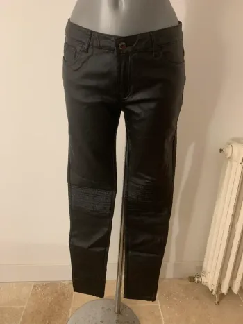 Saint Germain pantalon simili cuir T40