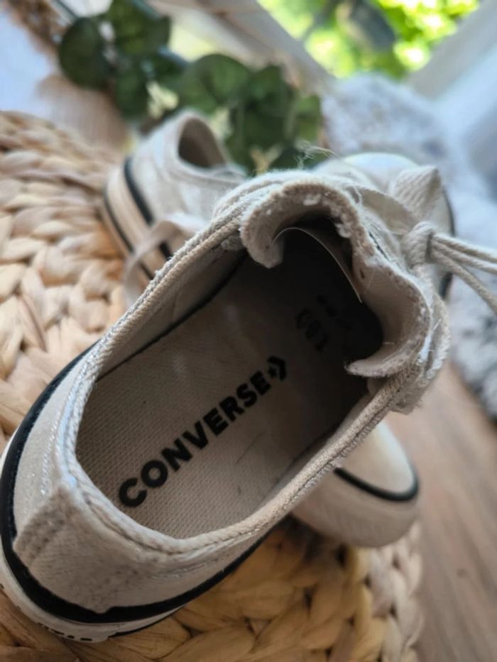 Converse - photo numéro 4