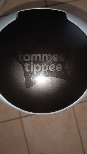 Poubelle à couche