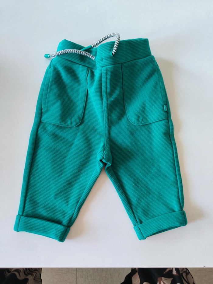 Pantalon vert obaibi 3 mois