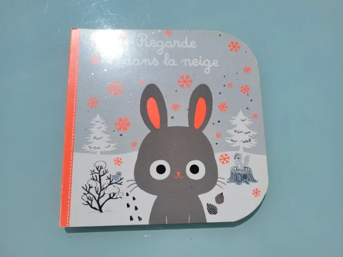 Livre à toucher grand format 🐇 Regarde dans la neige 🌨 - photo numéro 2