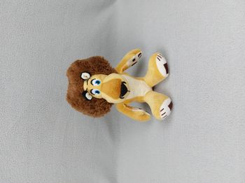 Peluche doudou Alex le lion Madagascar Dreamworks heroes 20 cm assis TBE