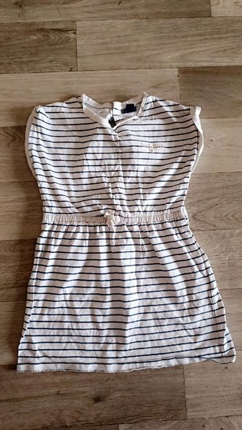 Robe marine taille 24 mois marque Kiabi