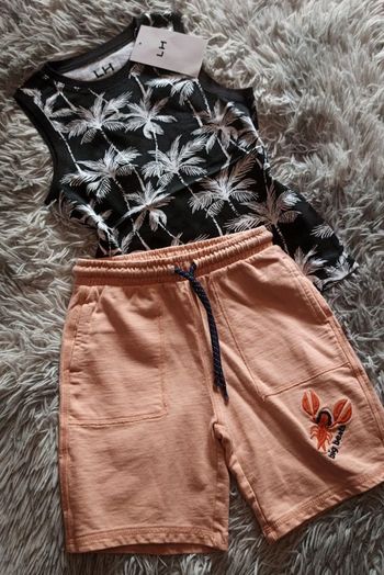 Magnifique ensemble 8 ans 🐯