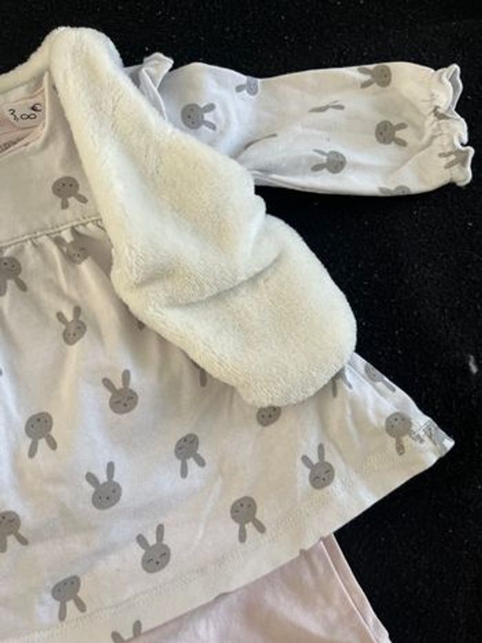 Ensemble 0 mois - photo numéro 2