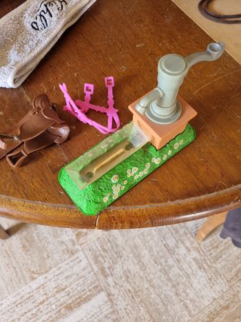 Acessoire pour cheval barbie 