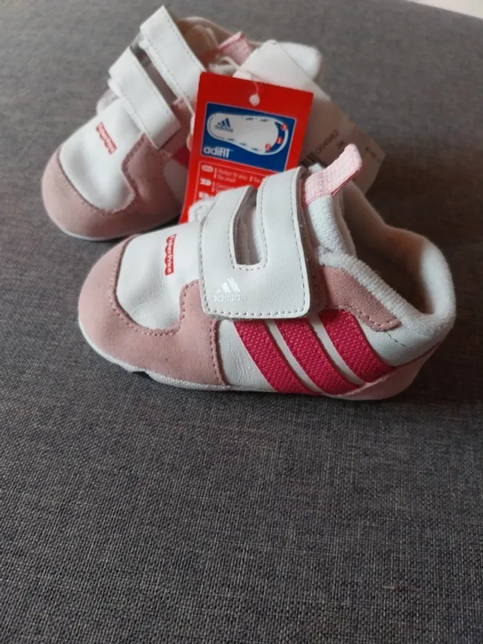 Chaussures 19 - photo numéro 2