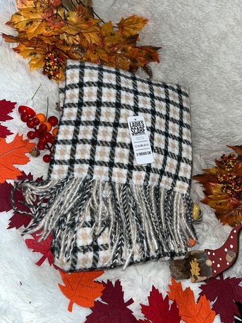 Grande écharpe châle douce avec fil doré 190 X 65 cm