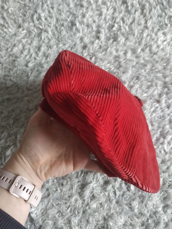 Beret velours rouge