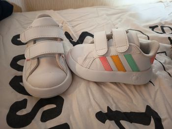 Chaussures adidas 21