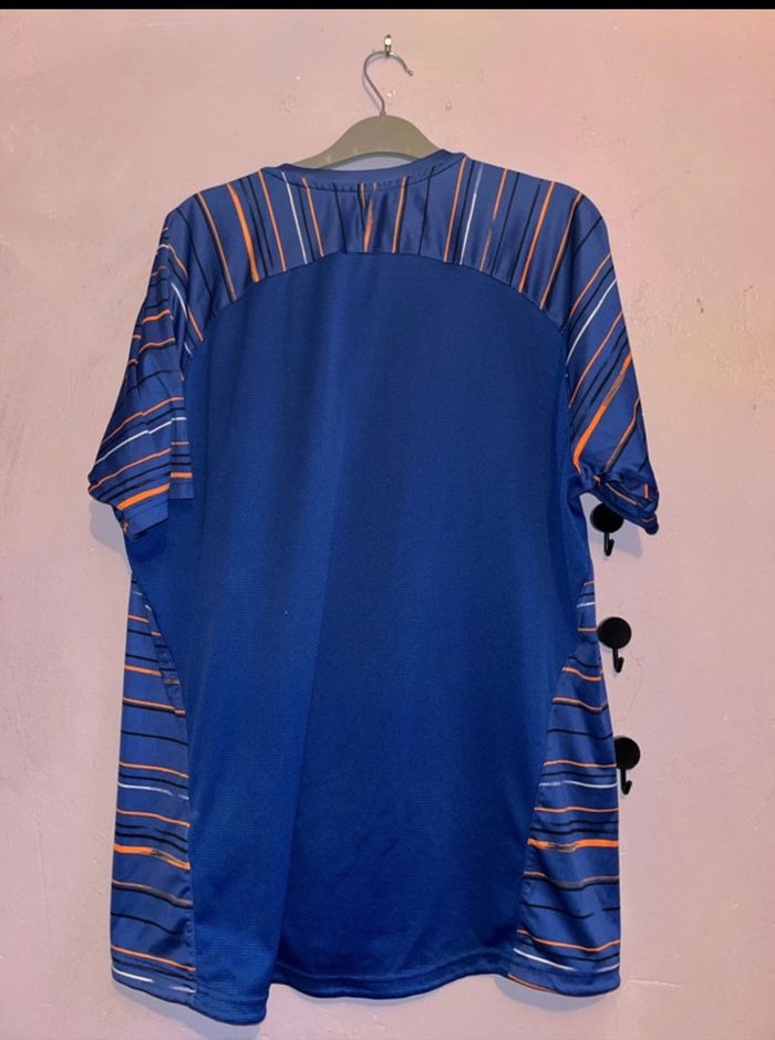 T shirt de sport homme Taille L en bon état - photo numéro 4
