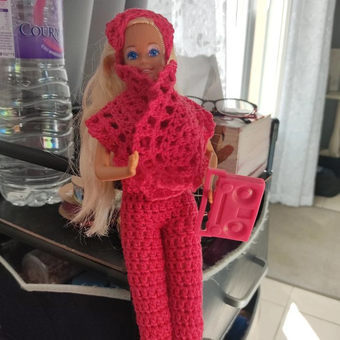 Vêtements pour Barbie 3 € - photo numéro 6