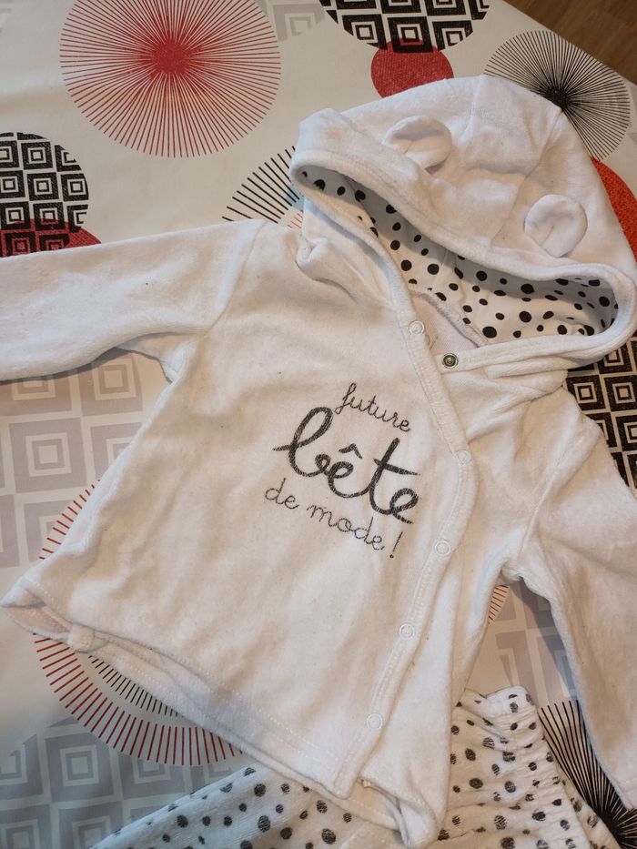 Tenue ensemble mixte 👦  👧 taille 9 mois - photo numéro 3