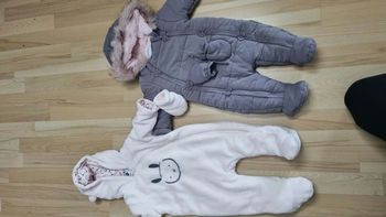 Vêtements bébé fille combipilote grenouillère