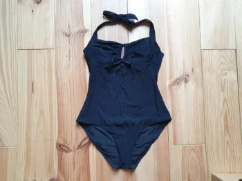Maillot de bain noir Etam taille 40