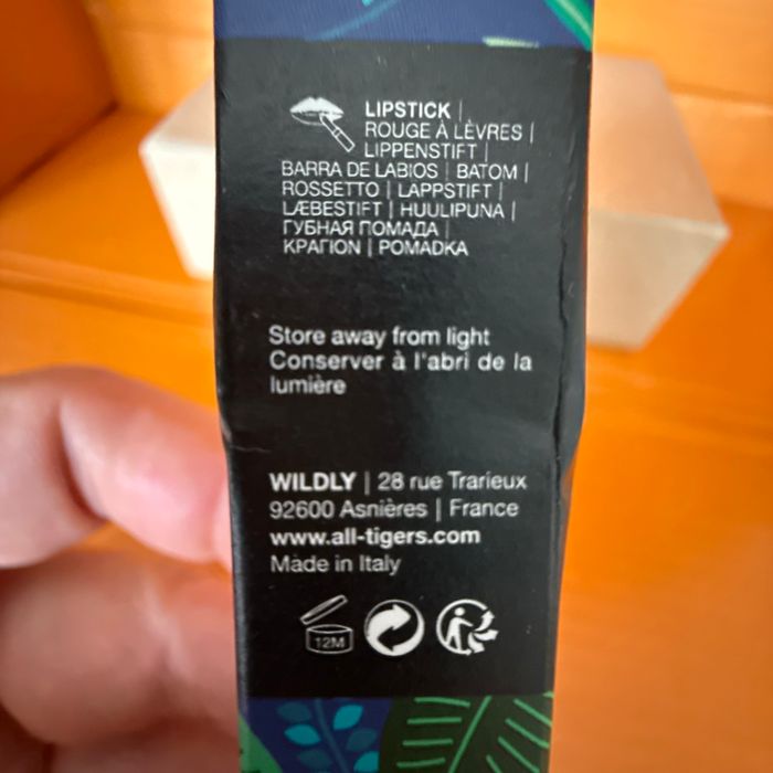 Rouge à lèvre liquide all tigers couleur fuchsia - photo numéro 3