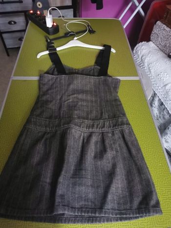 Robe tunique avec bretelles et fermeture éclair