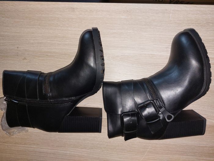 superbe bottines noire 36