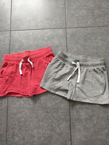 Lot de 2 shorts taille 38 