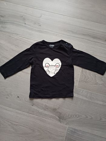 Tee-shirt neuf  taille 12 mois