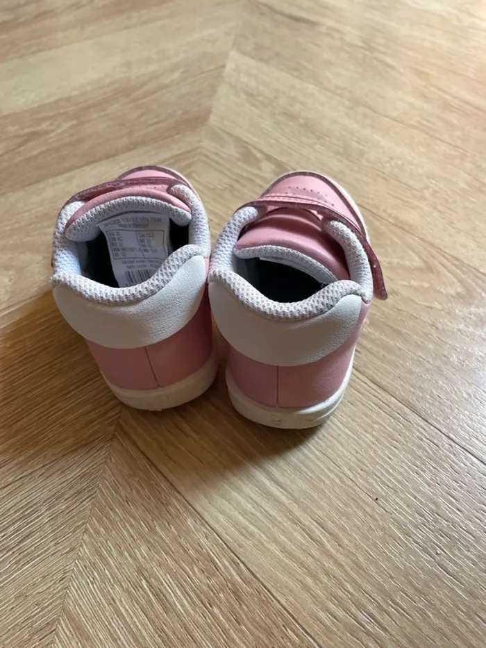 Basket rose petite filles taille 22 - photo numéro 4
