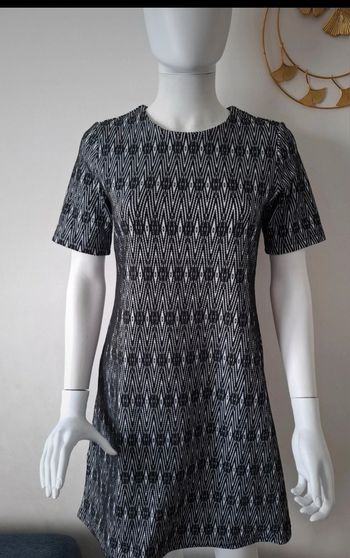 Robe neuve et stylée parfaite pour cet automne 🍂 portée chic ou casual selon les envies