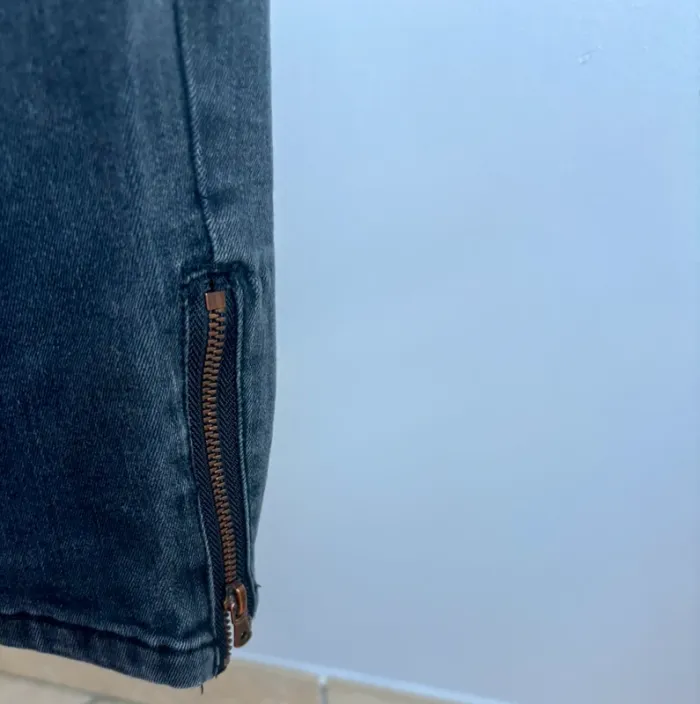 camaieu jean noir skinny taille 36 regarder toutes les photos et mesures - photo numéro 5