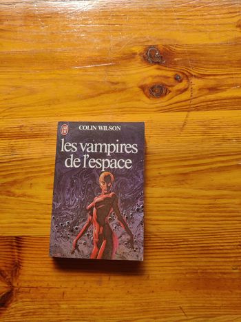 Livre les vampires de l'espace