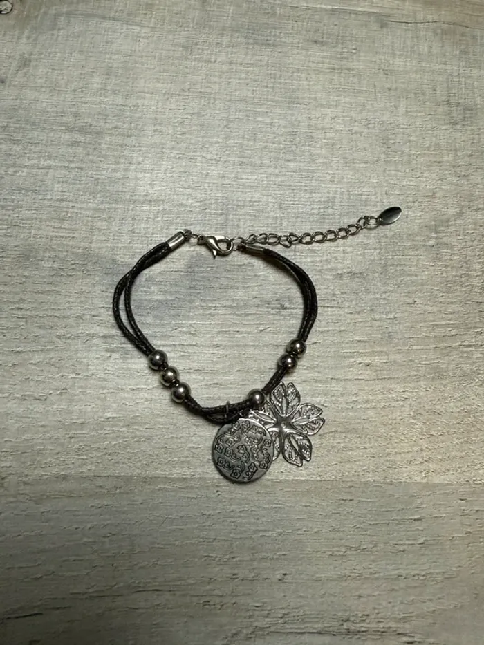 Bracelet avec fermoir - photo numéro 3