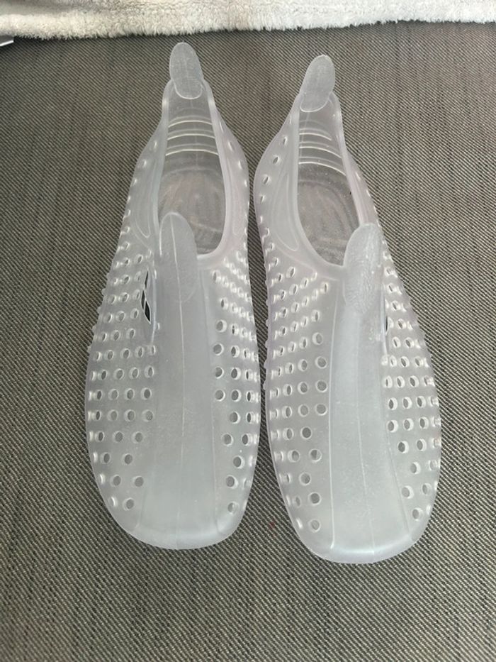 Chaussures de sports nautiques