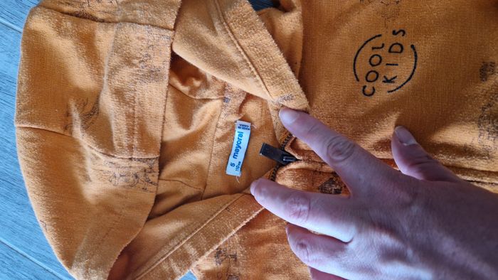 Gilets léger orange, motifs safari, taille 5 ans. - photo numéro 2