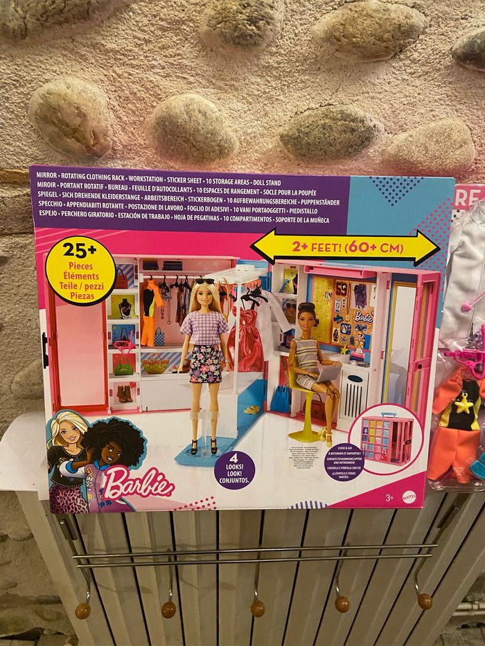 Barbie et sa garde robe - photo numéro 3