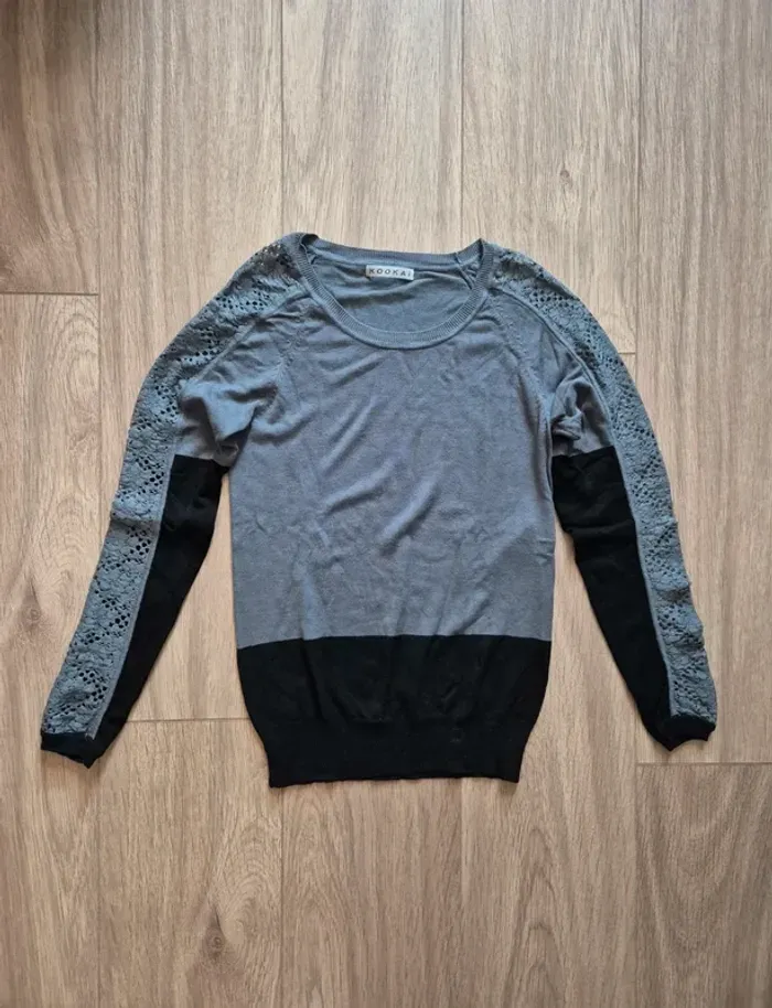 Pull fin dentelle Kookai gris noir