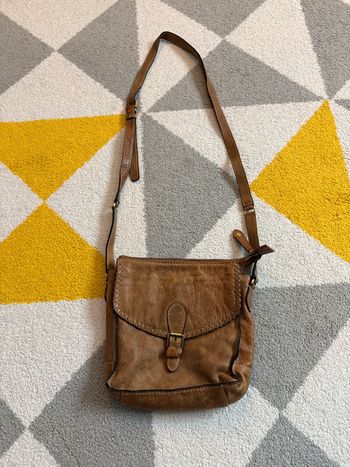 Sac à bandoulière en cuir couleur marron clair Colorado