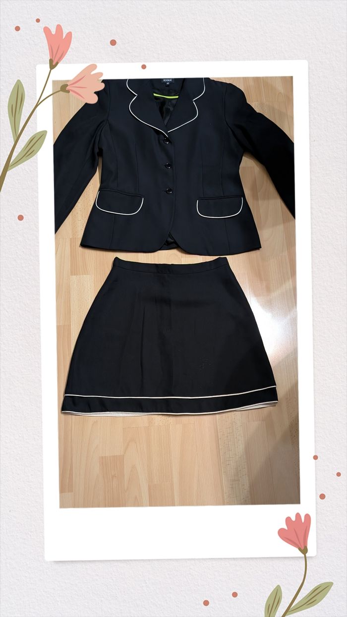 Joli tailleur jupe Kookaï - photo numéro 3