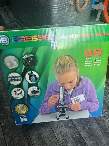 Microscope brasser