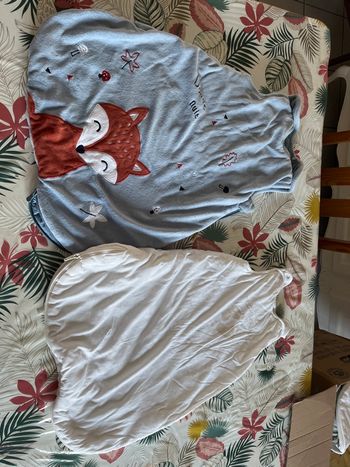 Lot de 2 gigoteuses chaudes taille 0-6 mois