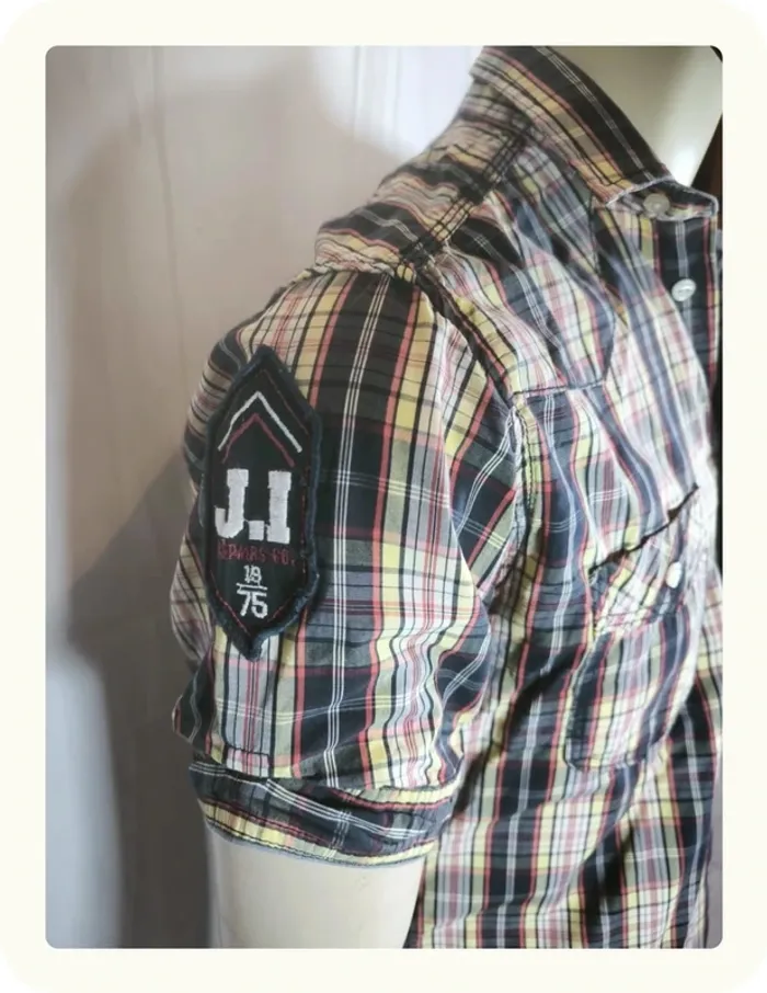 Chemise manches courtes a carreaux Homme Jack & Jones Taille M 38 - photo numéro 3
