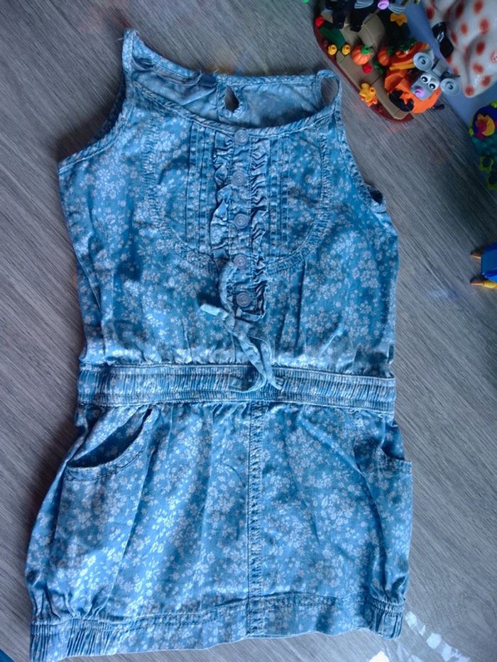 Robe fleurie - photo numéro 2