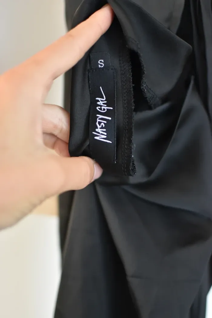 Robe Nasty Gal en taille S - Très bon état - photo numéro 2