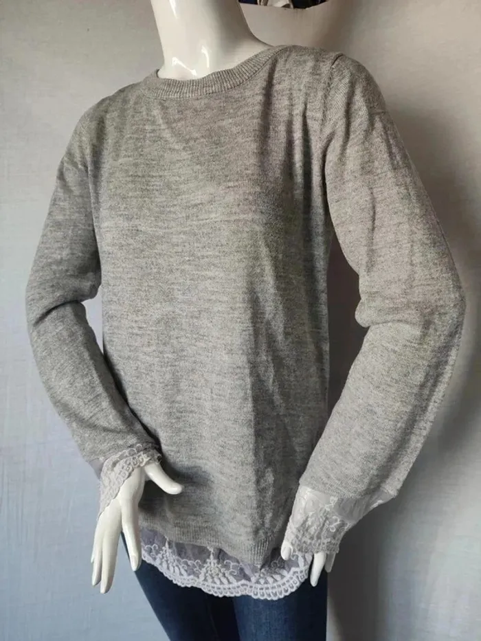 Pull gris dentelle - photo numéro 2