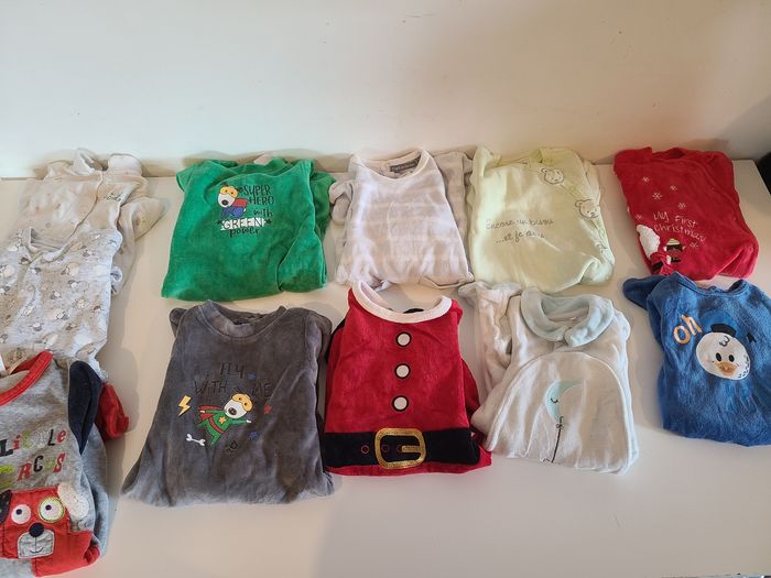 Lot de vêtements 3 mois