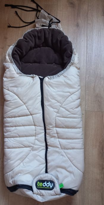Chancelière universelle chaude et imperméable