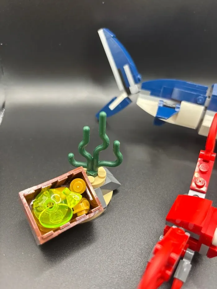 🦈 LEGO Creator 3in1 - Les Créatures des Grands Fonds (31088)🐠 - photo numéro 4