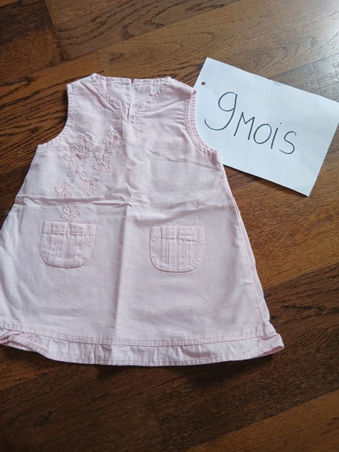 Robe rose
