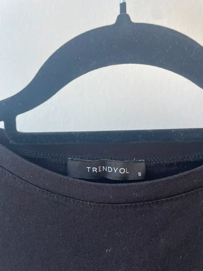 Top épaulette noir - photo numéro 2